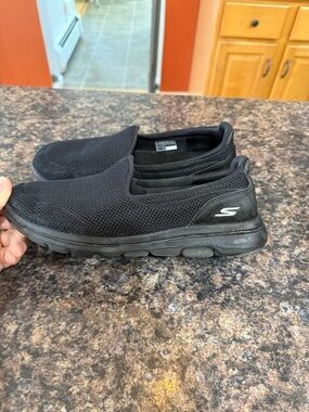 Skechers Women's Black Slip-On Mesh Comfort Sneakers